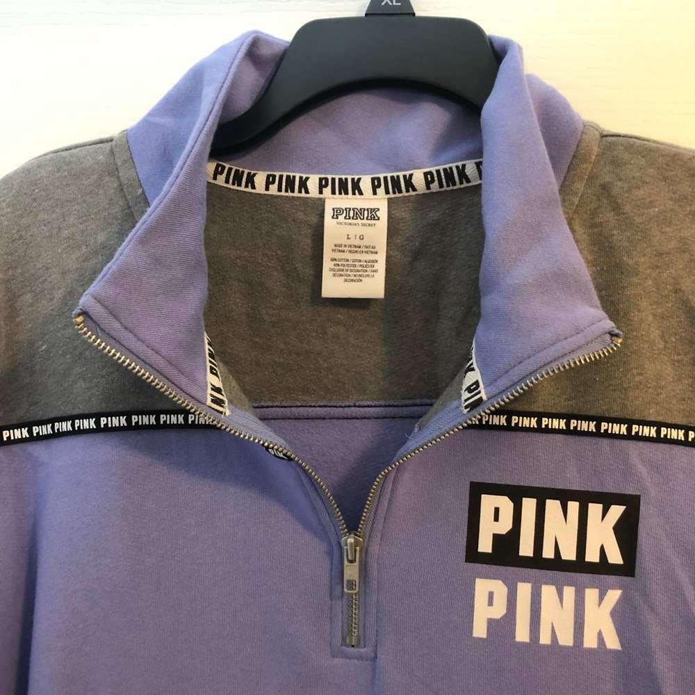 PINK Victoria’s Secret pullover 💕